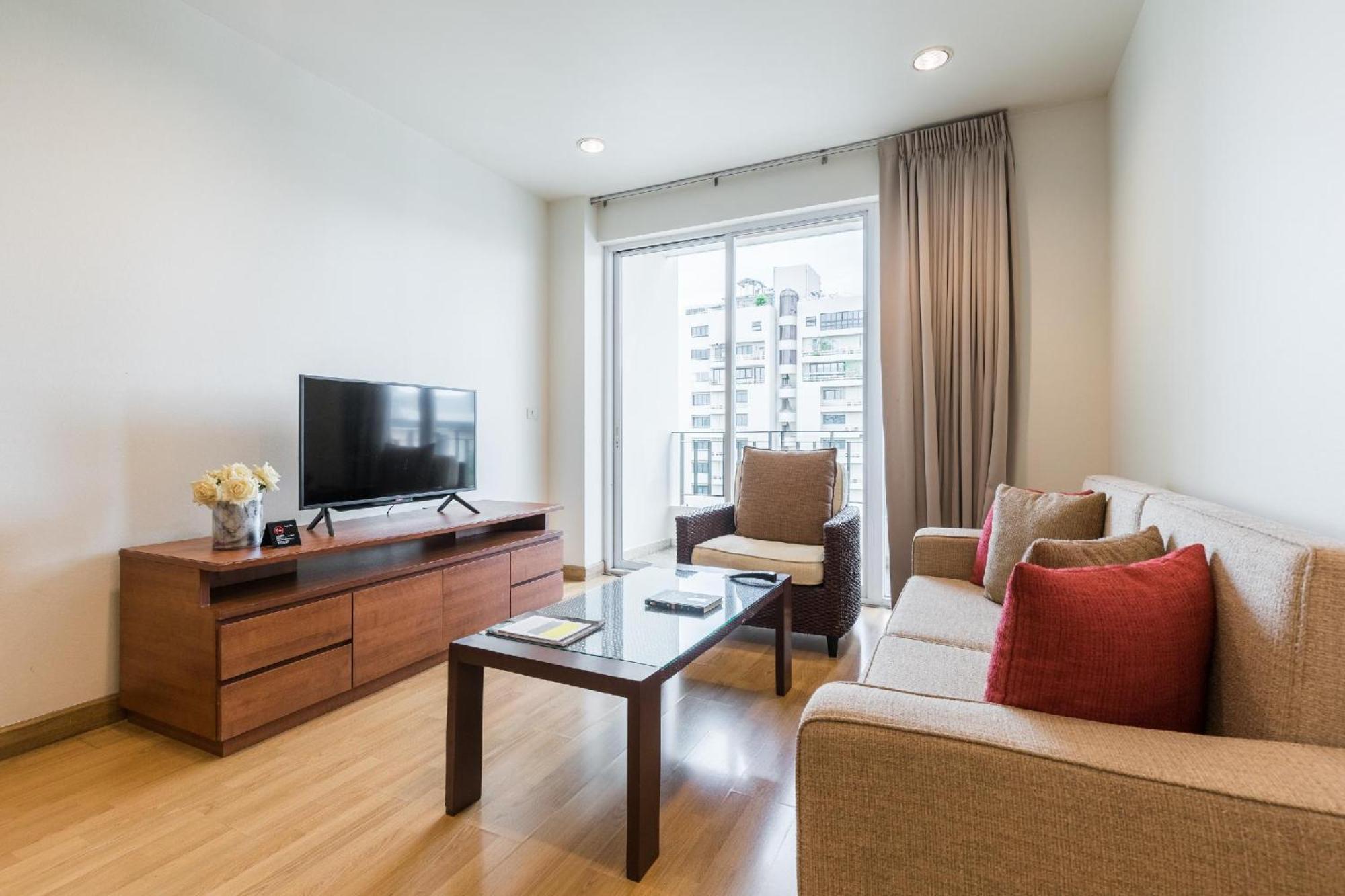 Bangkok Patio Bts Sanam Pao Aparthotel Екстериор снимка