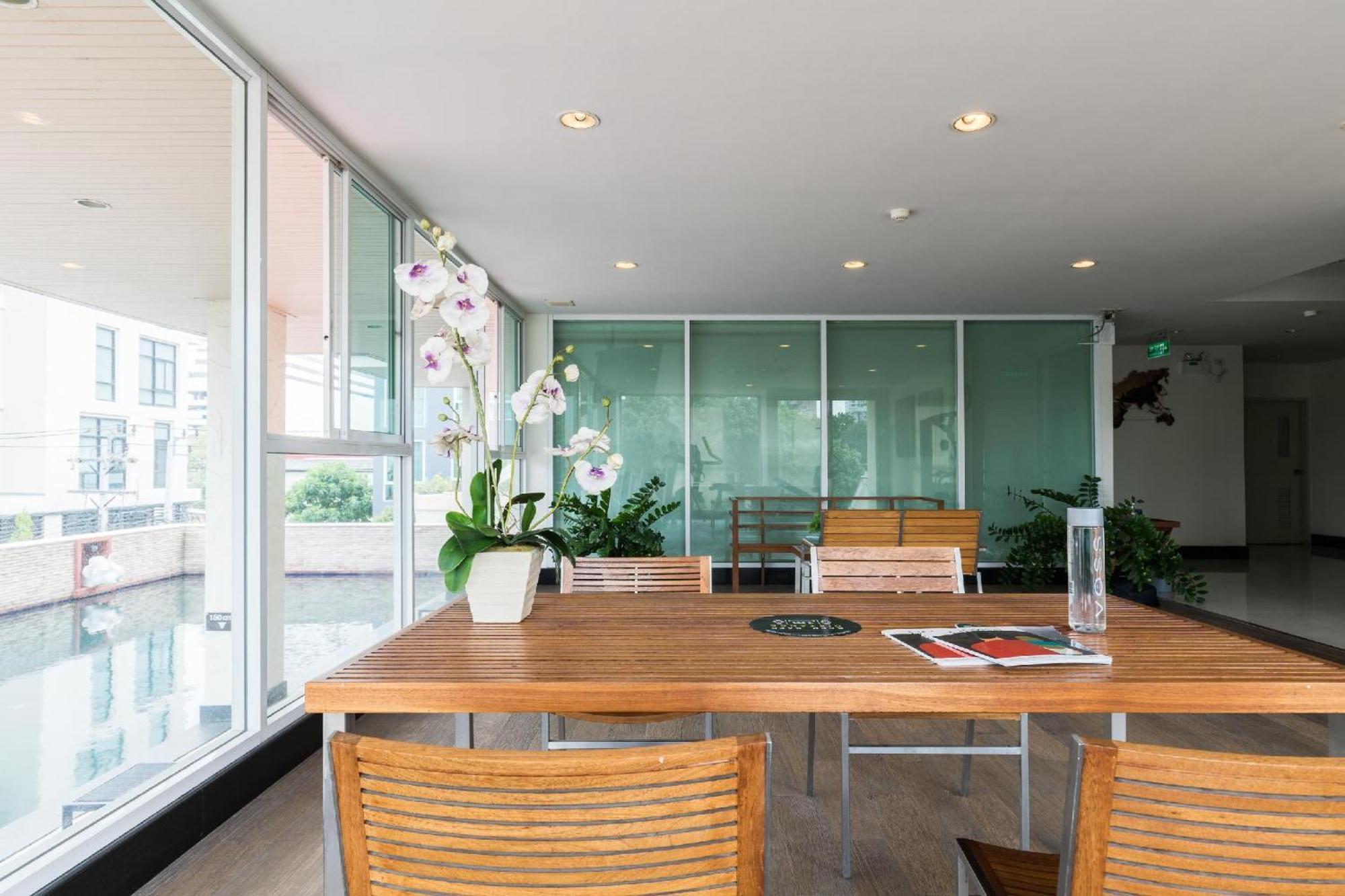 Bangkok Patio Bts Sanam Pao Aparthotel Екстериор снимка